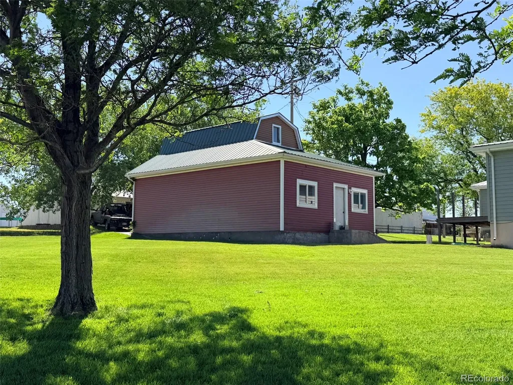166 3rd Avenue Deer Trail CO 80105