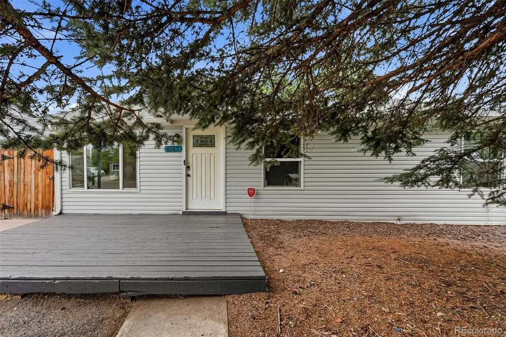 1745 Jay Street Lakewood CO 80214