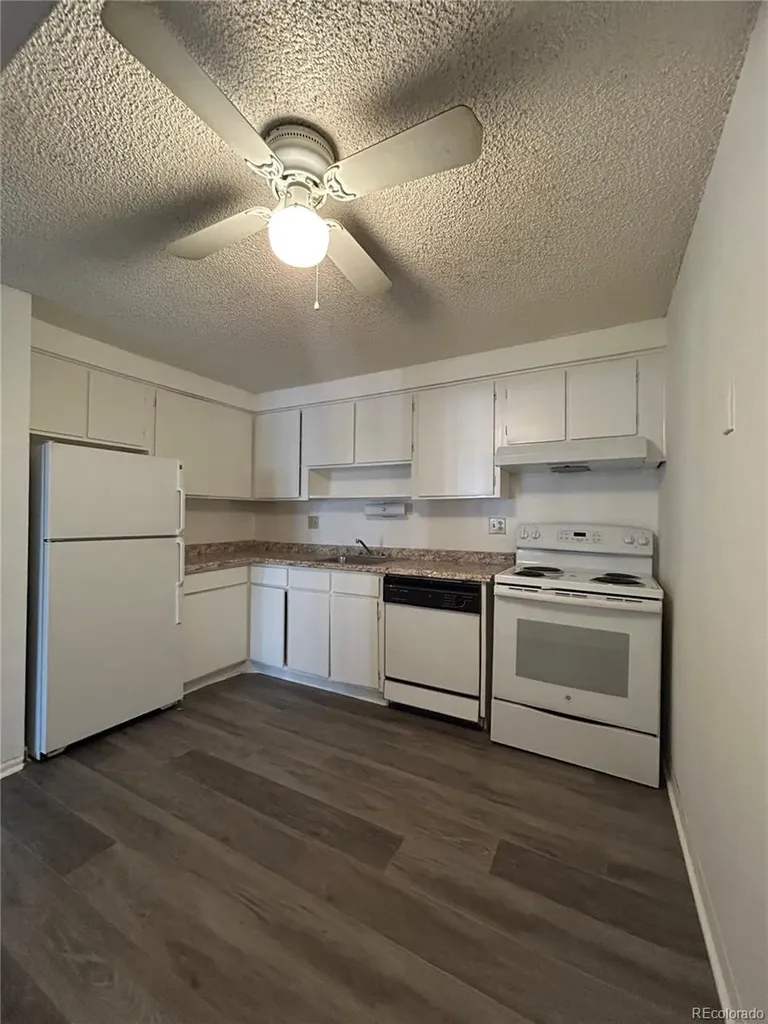 1306 S Parker Road Denver CO 80231