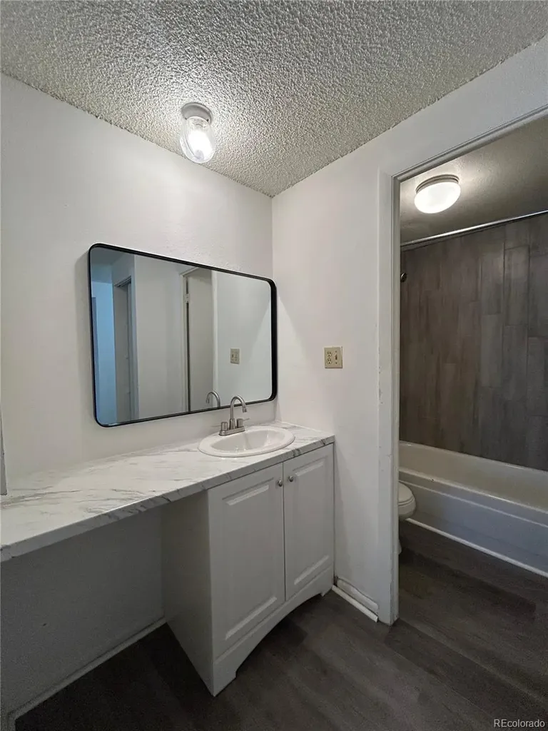 1306 S Parker Road Denver CO 80231