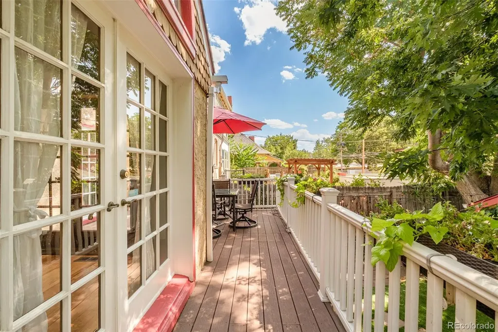 1041 N Corona Street Denver CO 80218