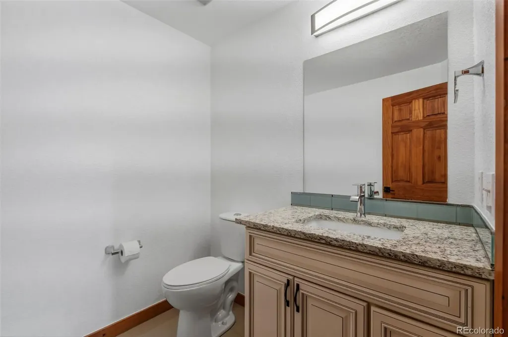 56600 E 30th Avenue Strasburg CO 80136