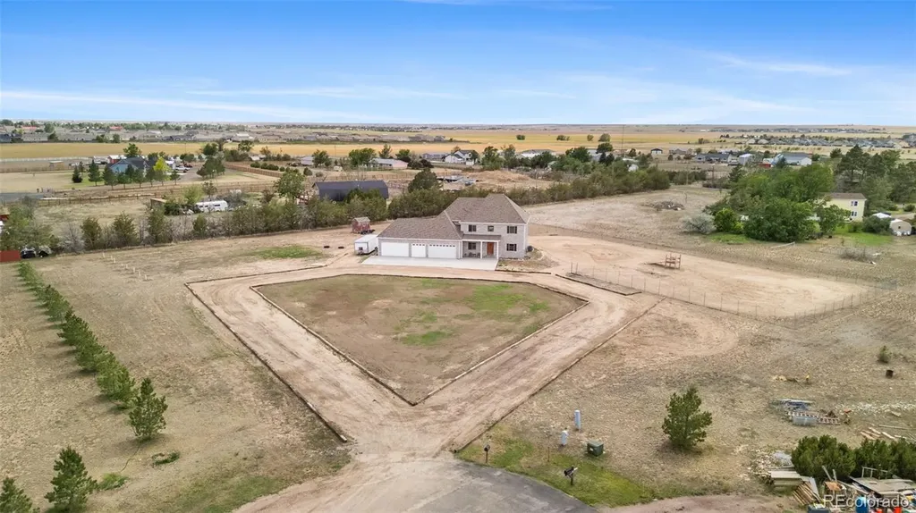56600 E 30th Avenue Strasburg CO 80136