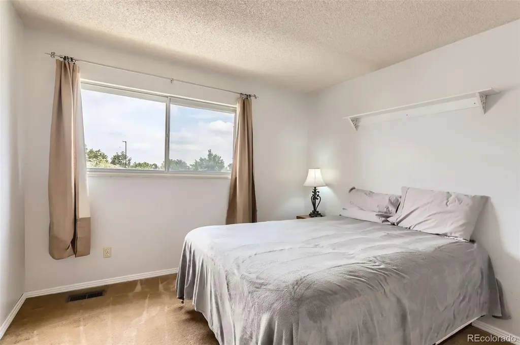 8613 Santa Fe Drive Thornton CO 80260