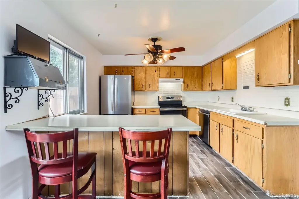 8613 Santa Fe Drive Thornton CO 80260