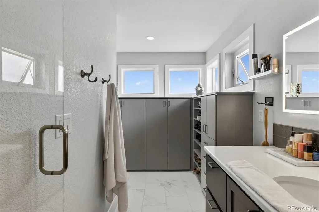 6601 Fern Drive Denver CO 80221