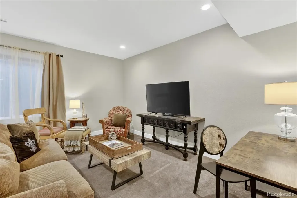 6601 Fern Drive Denver CO 80221