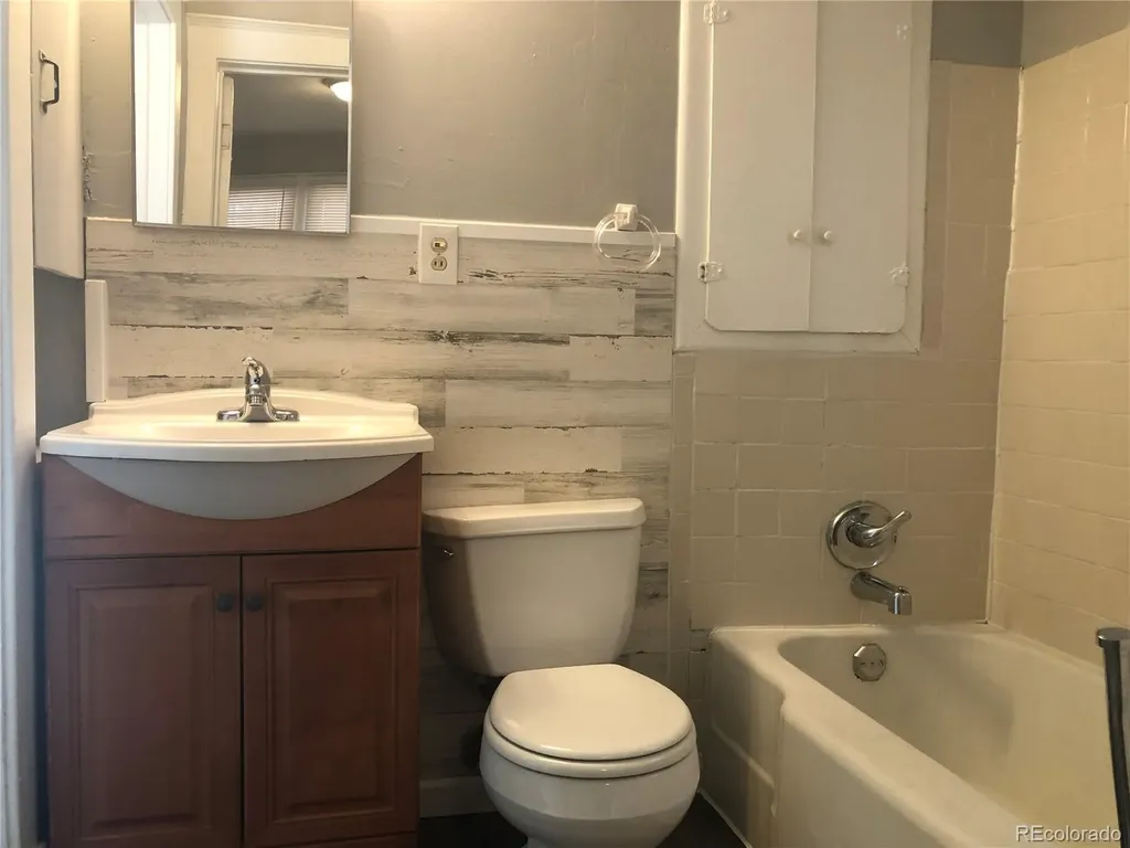 427 S Lincoln Street Denver CO 80209