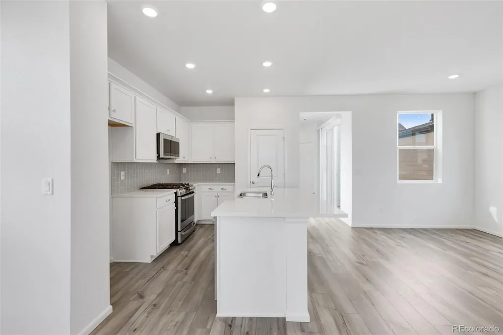 5479 N Elk Street Aurora CO 80019