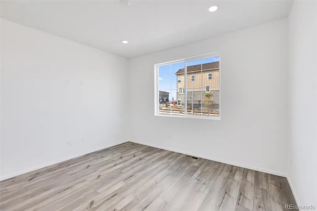 5479 N Elk Street Aurora CO 80019