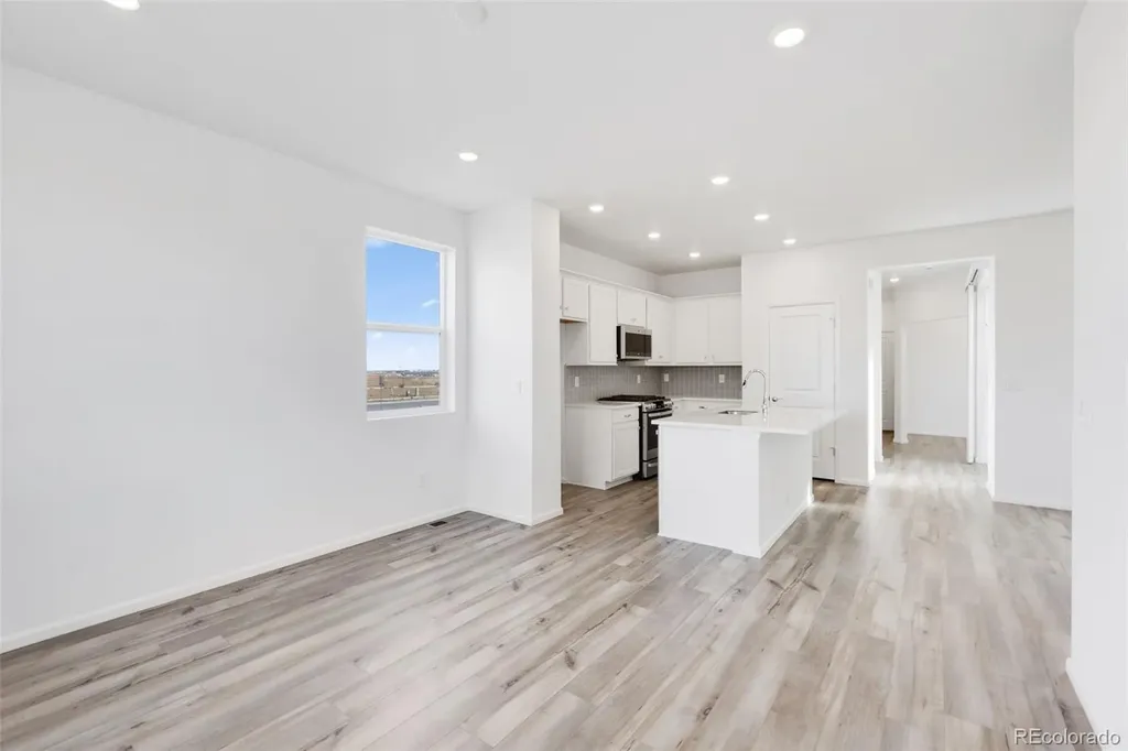 5479 N Elk Street Aurora CO 80019