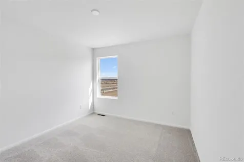 5479 N Elk Street Aurora CO 80019