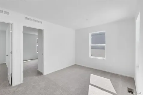 5479 N Elk Street Aurora CO 80019