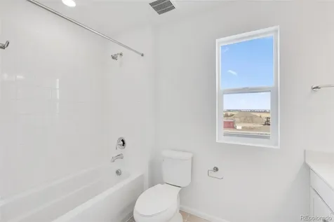 5479 N Elk Street Aurora CO 80019