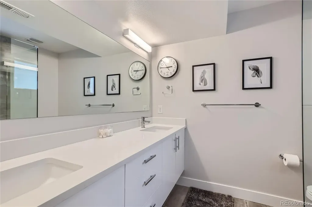 1424 Knox Court Denver CO 80204