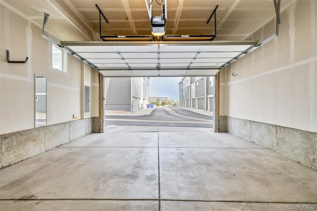 6936 Eliot Street Denver CO 80221