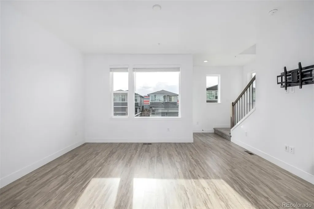 6936 Eliot Street Denver CO 80221