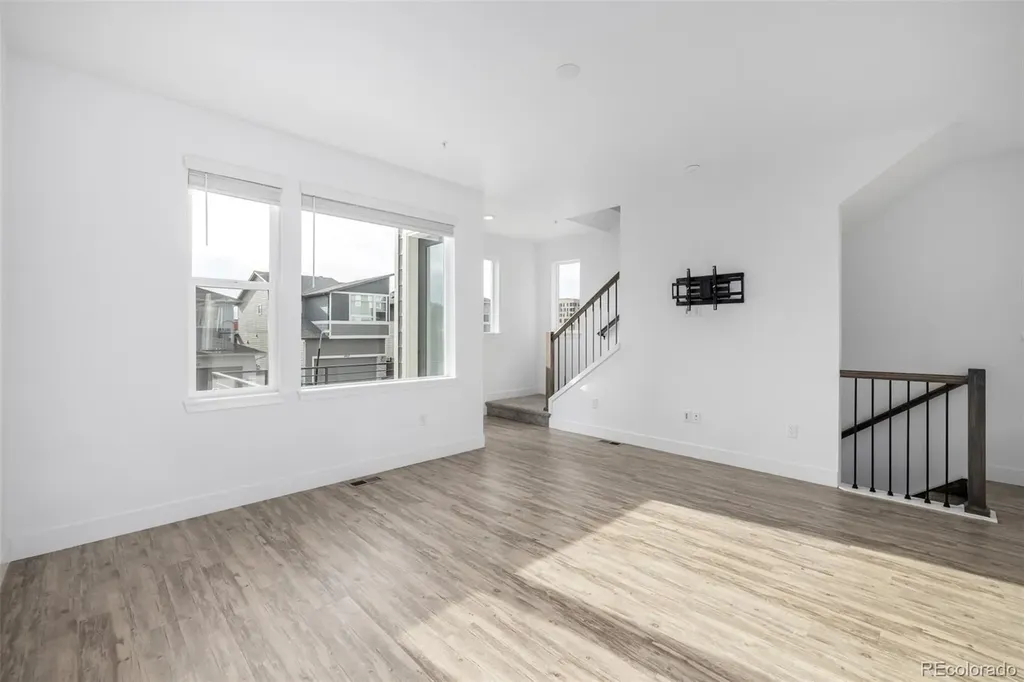 6936 Eliot Street Denver CO 80221