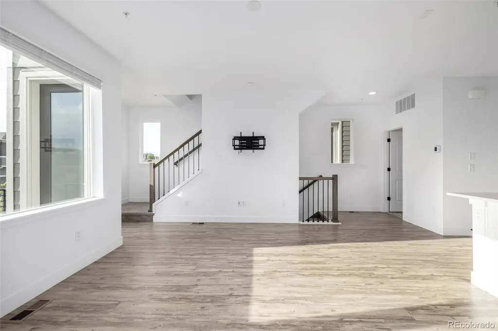 6936 Eliot Street Denver CO 80221
