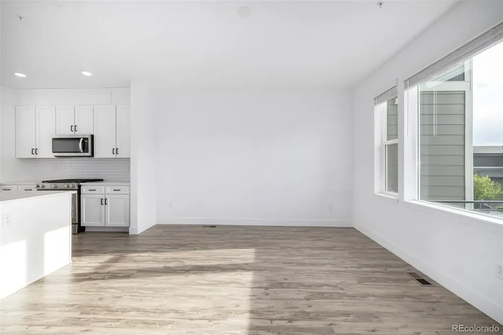 6936 Eliot Street Denver CO 80221