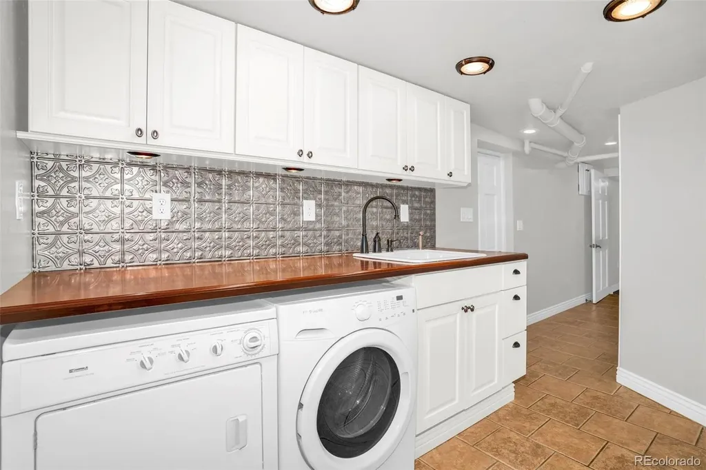 421 Stickney Avenue Lyons CO 80540