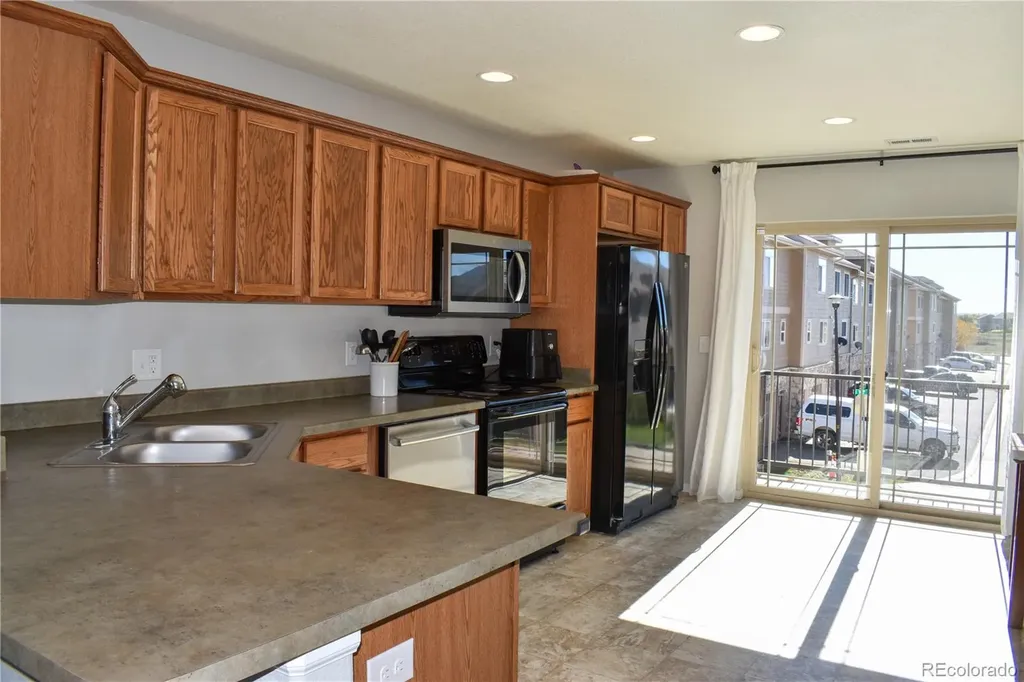 4785 E 98th Place Thornton CO 80229