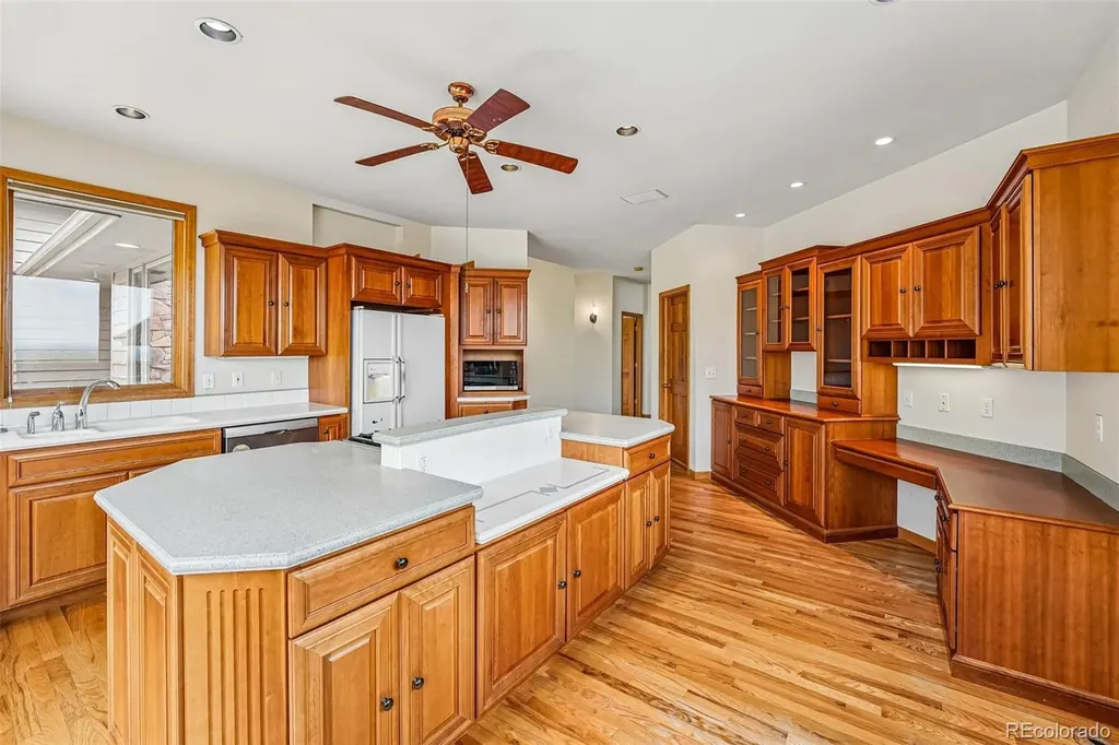 6915 Rabbit Mountain Road Longmont CO 80503