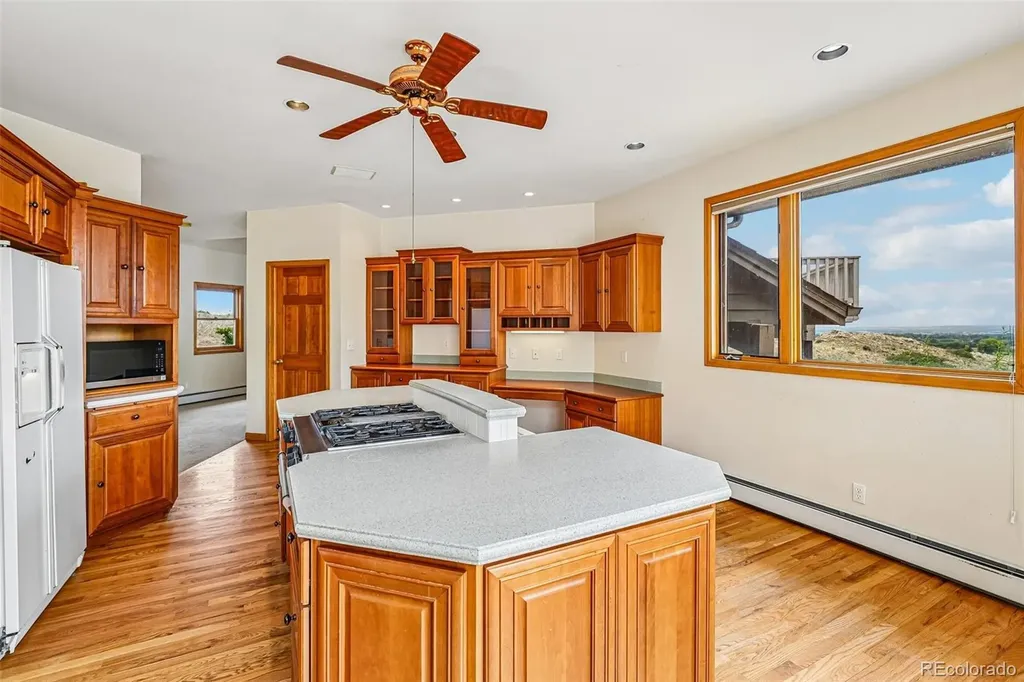 6915 Rabbit Mountain Road Longmont CO 80503