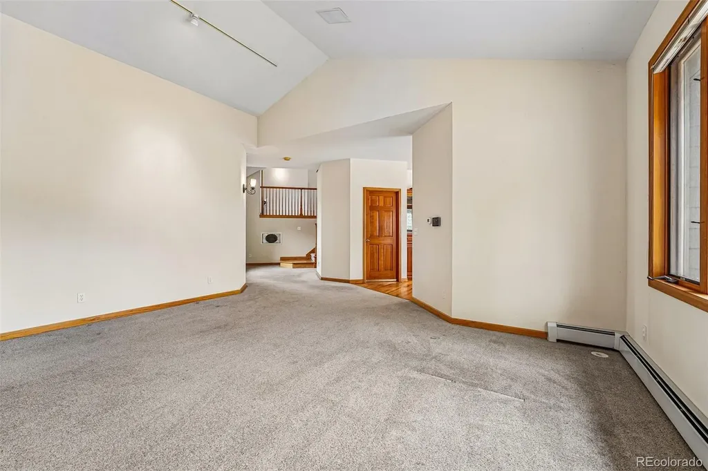 6915 Rabbit Mountain Road Longmont CO 80503