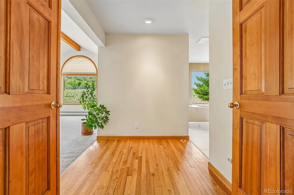 6915 Rabbit Mountain Road Longmont CO 80503