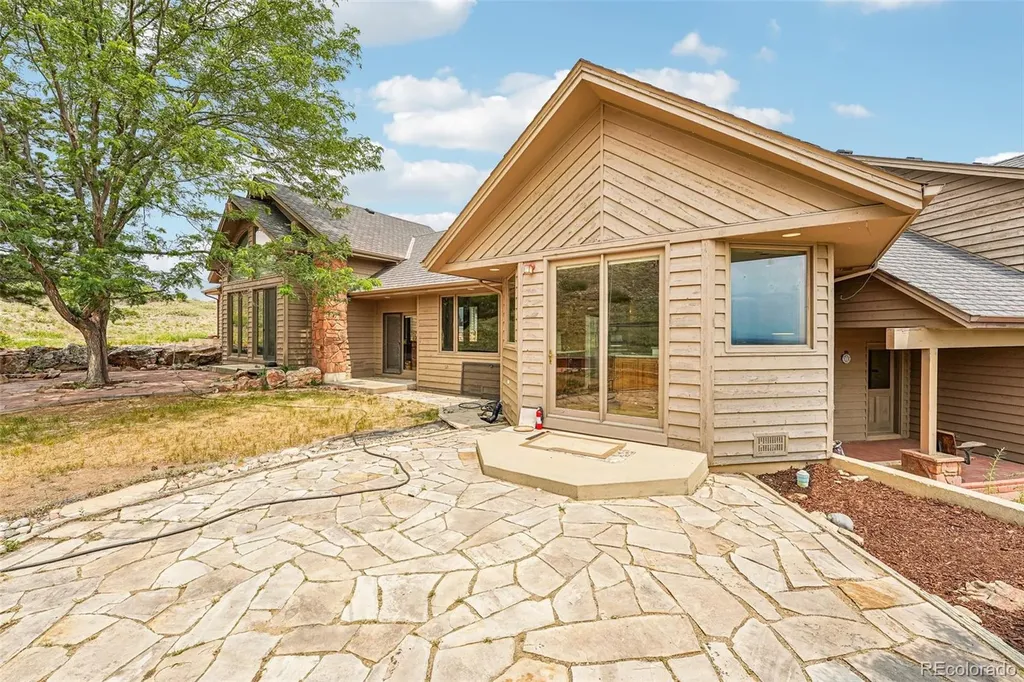 6915 Rabbit Mountain Road Longmont CO 80503