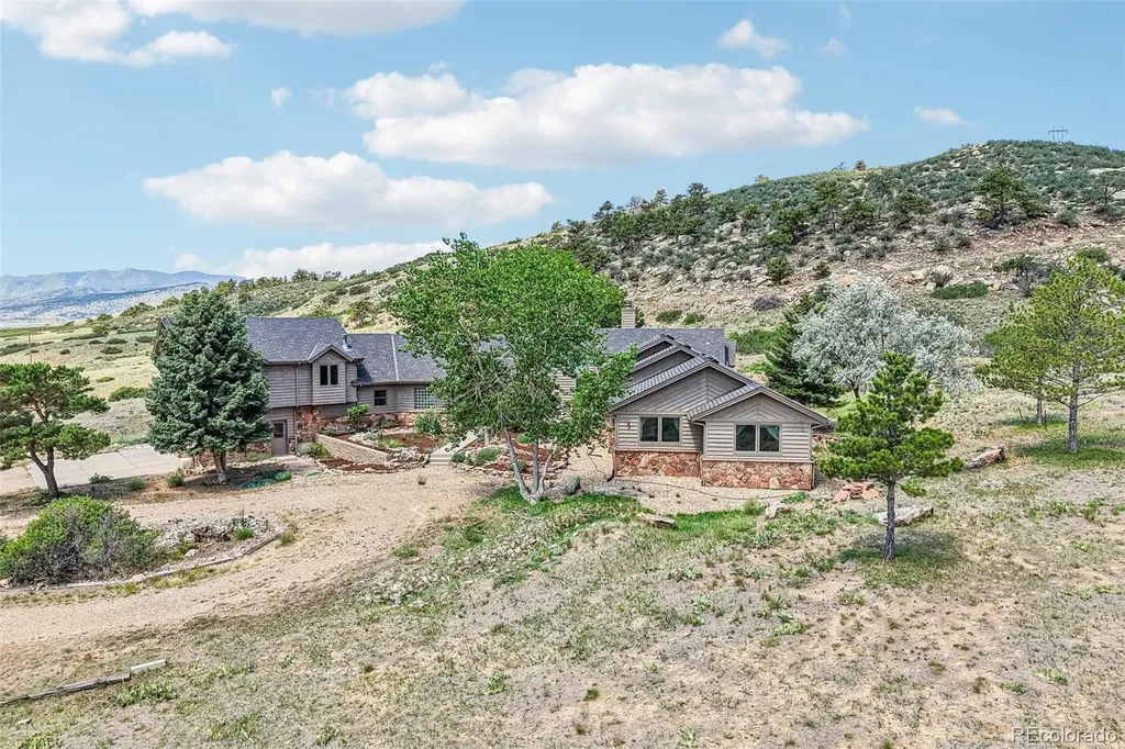 6915 Rabbit Mountain Road Longmont CO 80503