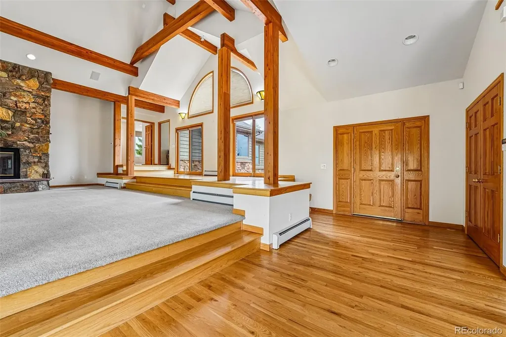 6915 Rabbit Mountain Road Longmont CO 80503