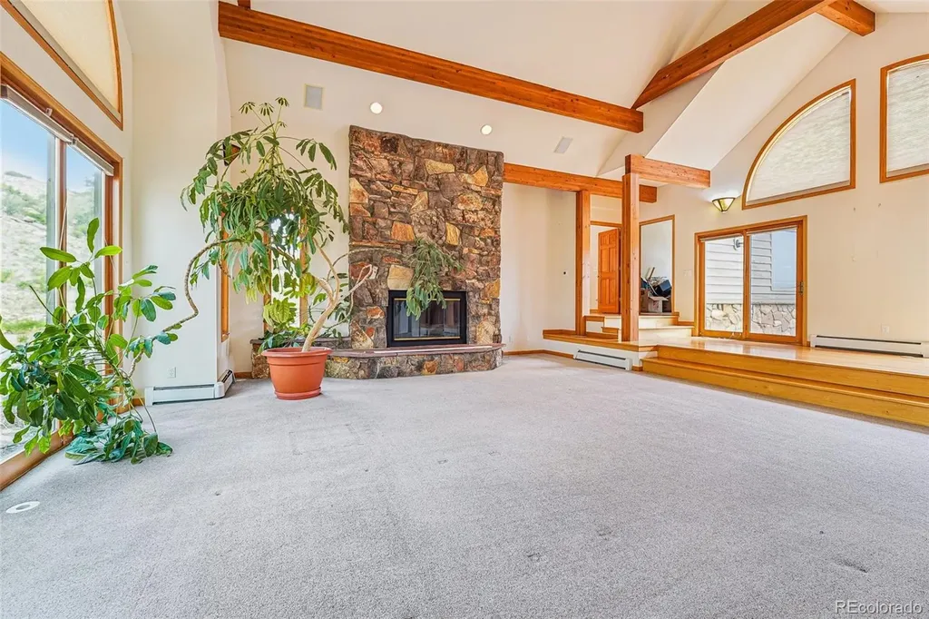 6915 Rabbit Mountain Road Longmont CO 80503