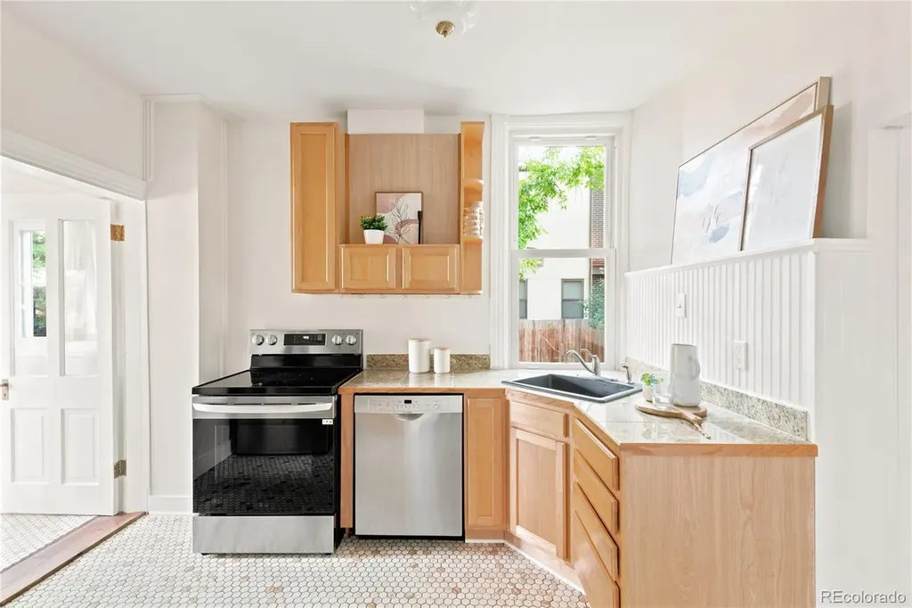 3628 Alcott Street Denver CO 80211