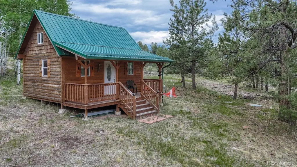 330 Arrowhead Dr Drive Florissant CO 80816