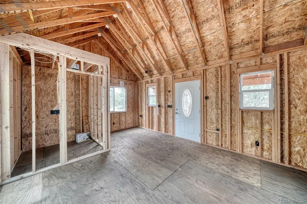 330 Arrowhead Dr Drive Florissant CO 80816