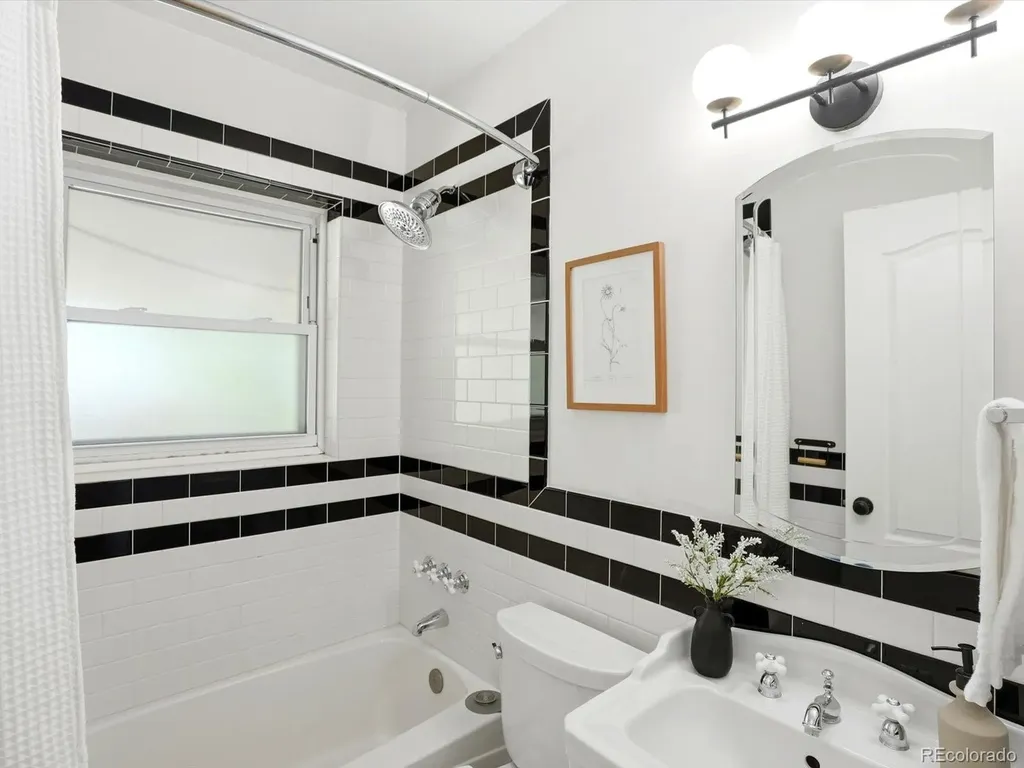 4208 Decatur Street Denver CO 80211