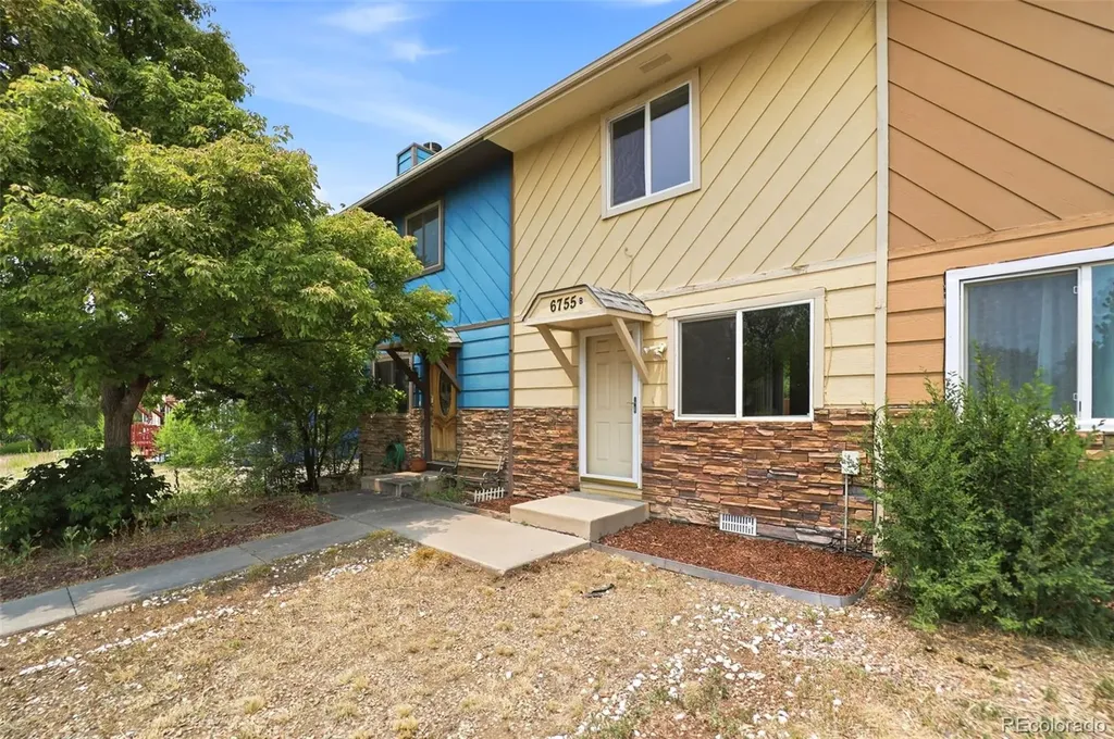 6755 Pahokee Court Colorado Springs CO 80915