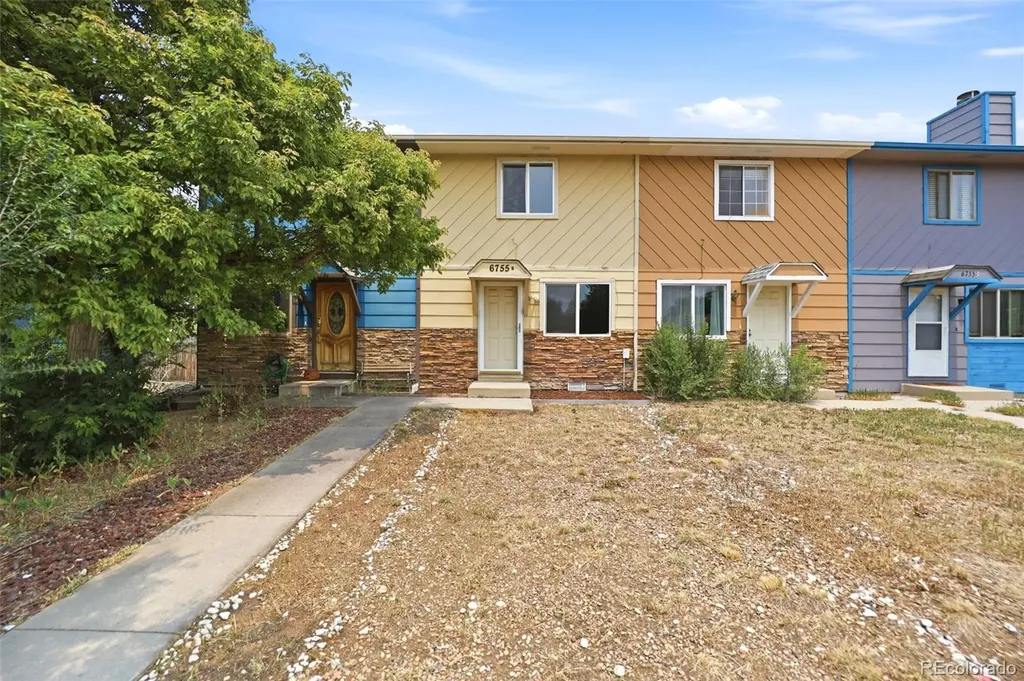 6755 Pahokee Court Colorado Springs CO 80915