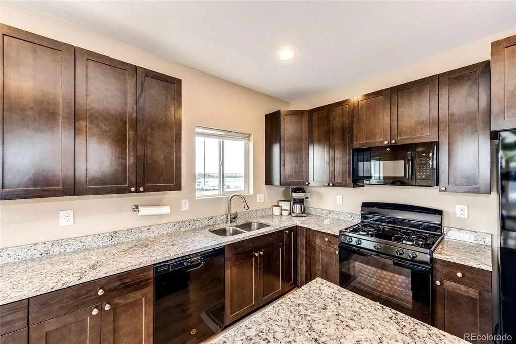 565 S 3rd Avenue Deer Trail CO 80105