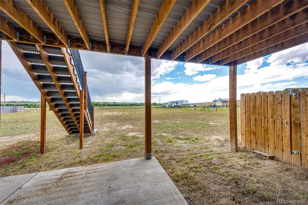 565 S 3rd Avenue Deer Trail CO 80105