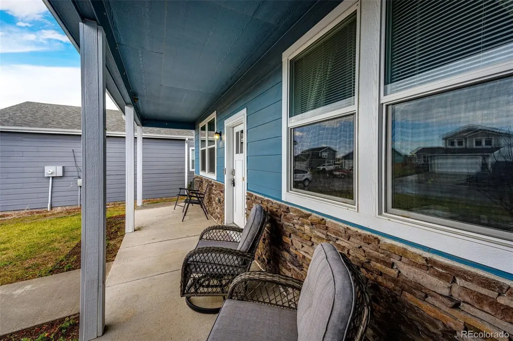 565 S 3rd Avenue Deer Trail CO 80105