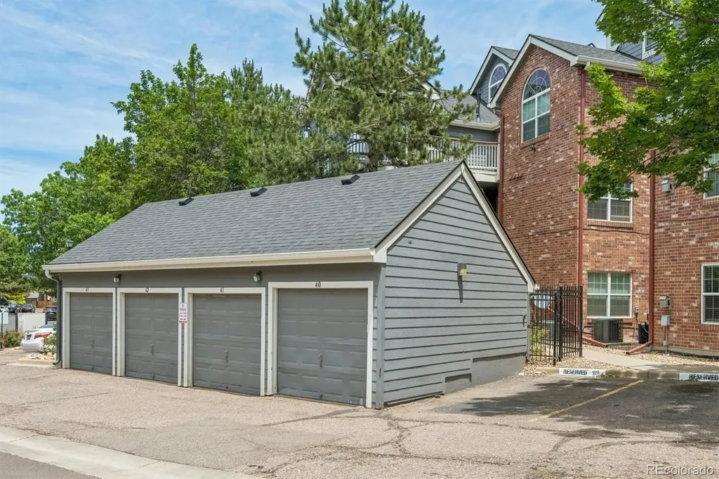 14207 E Grand Drive Aurora CO 80015