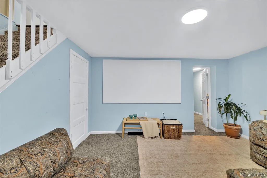 1935 Yukon Street Lakewood CO 80214