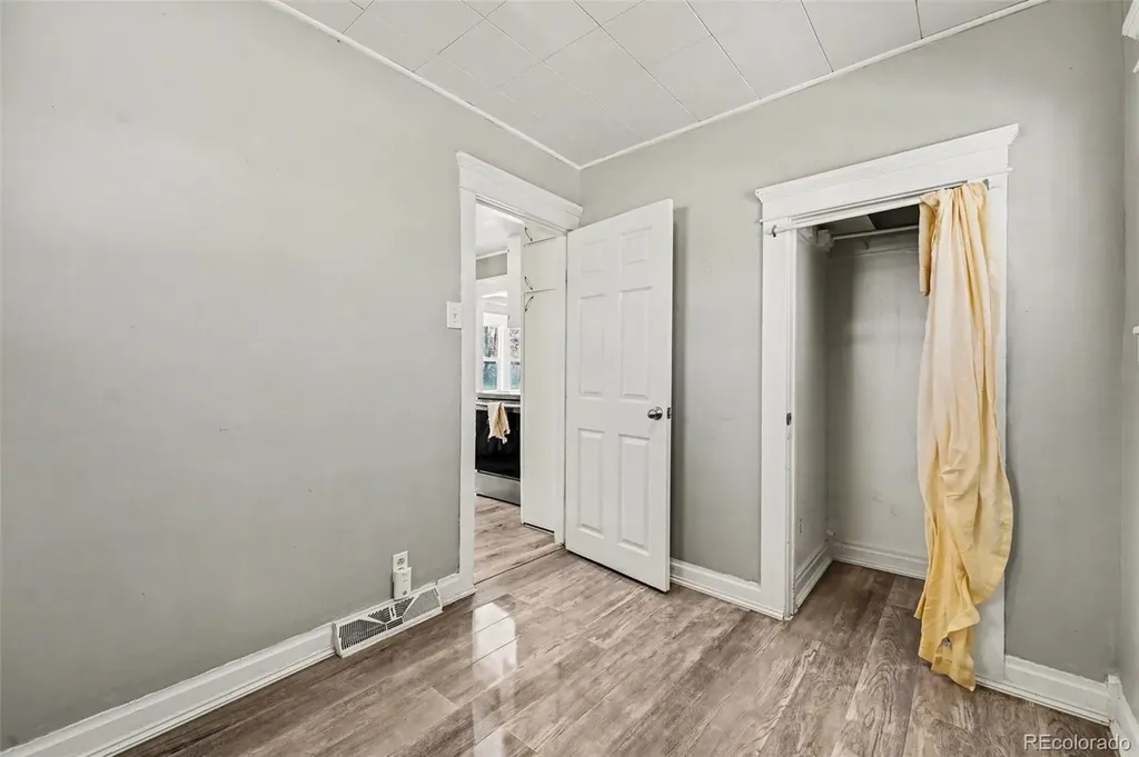 1328 Dayton Street Aurora CO 80010
