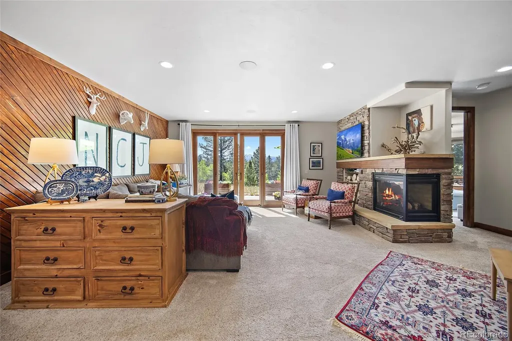 4267 County Road 51 Divide CO 80814