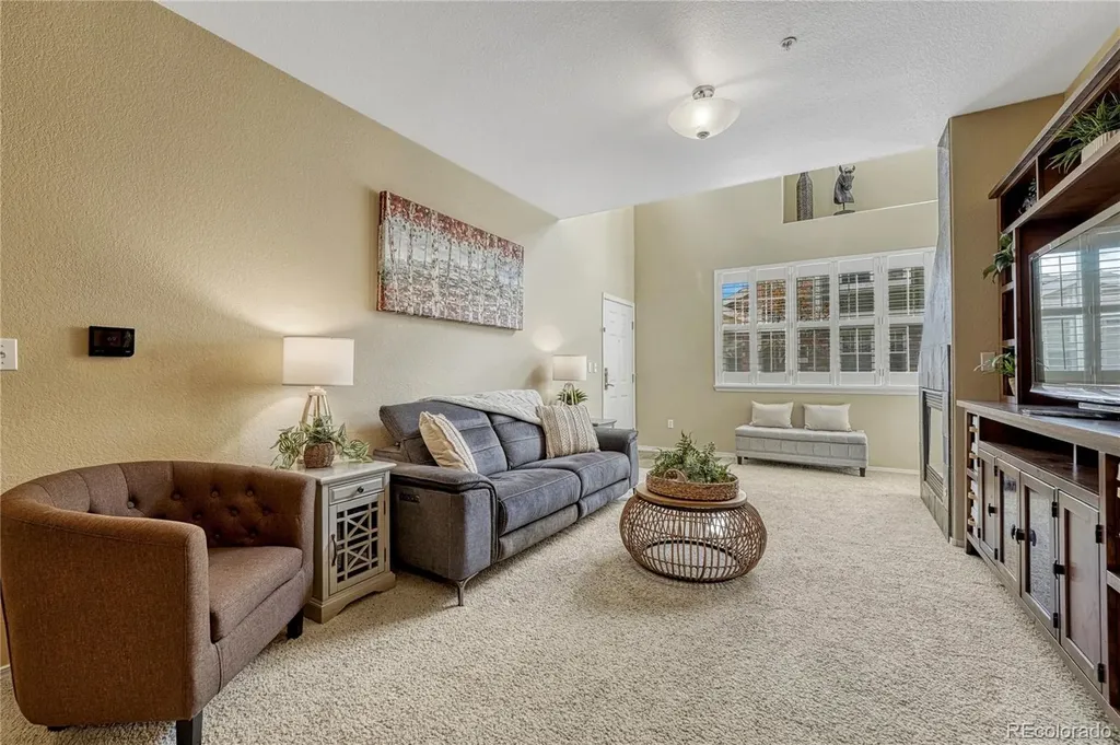 8460 Canyon Rim Trail Englewood CO 80112