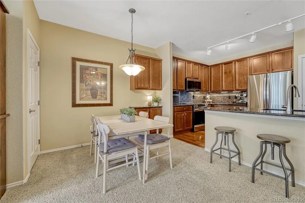 8460 Canyon Rim Trail Englewood CO 80112