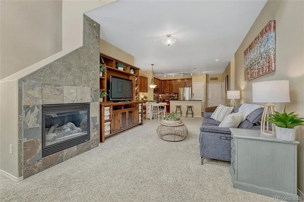 8460 Canyon Rim Trail Englewood CO 80112